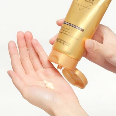 Facial cleansing foam with snail mucin and 24 carat gold Gold Snail Soft Touch Foam Cleansing J&G Cosmetics 170 ml