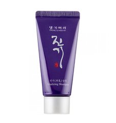Регенерирующий шампунь для волос Vitalizing Shampoo Daeng Gi Meo Ri 50 мл