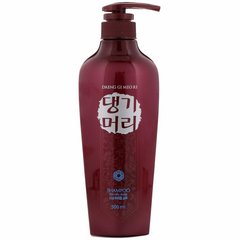 Шампунь для жирной кожи головы Shampoo for oily Scalp Daeng Gi Meo Ri 500 мл